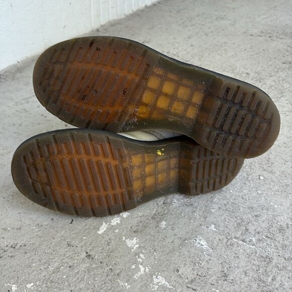 Dr Martens white boots - Picture 8 of 11